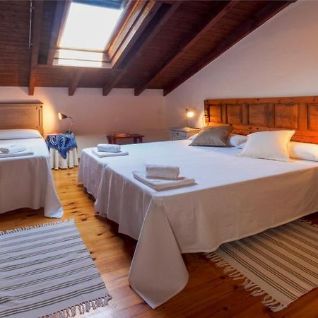 Casa De La Montana Albergue Turistico Avín Esterno foto