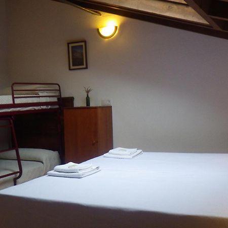 Casa De La Montana Albergue Turistico Avín Camera foto