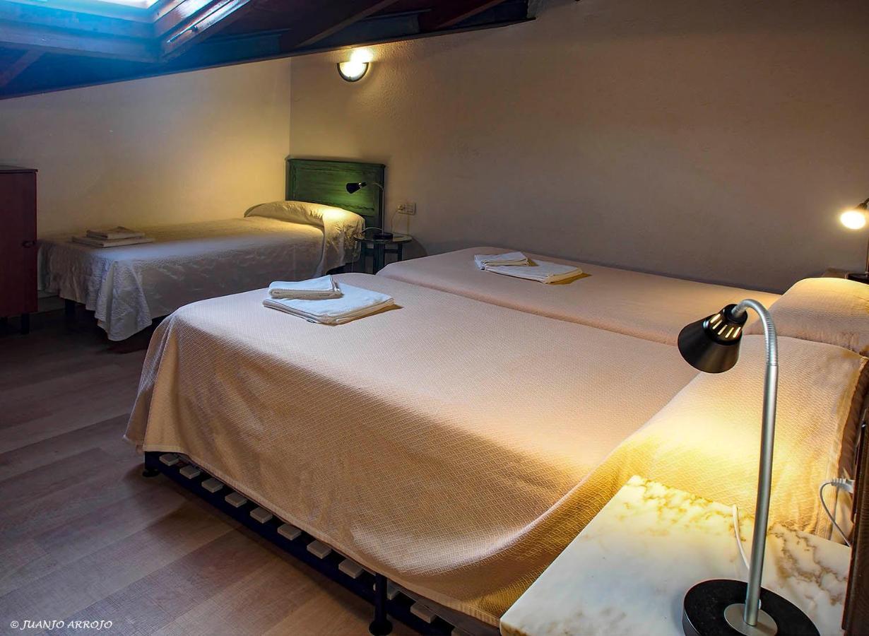 Casa De La Montana Albergue Turistico Avín Esterno foto